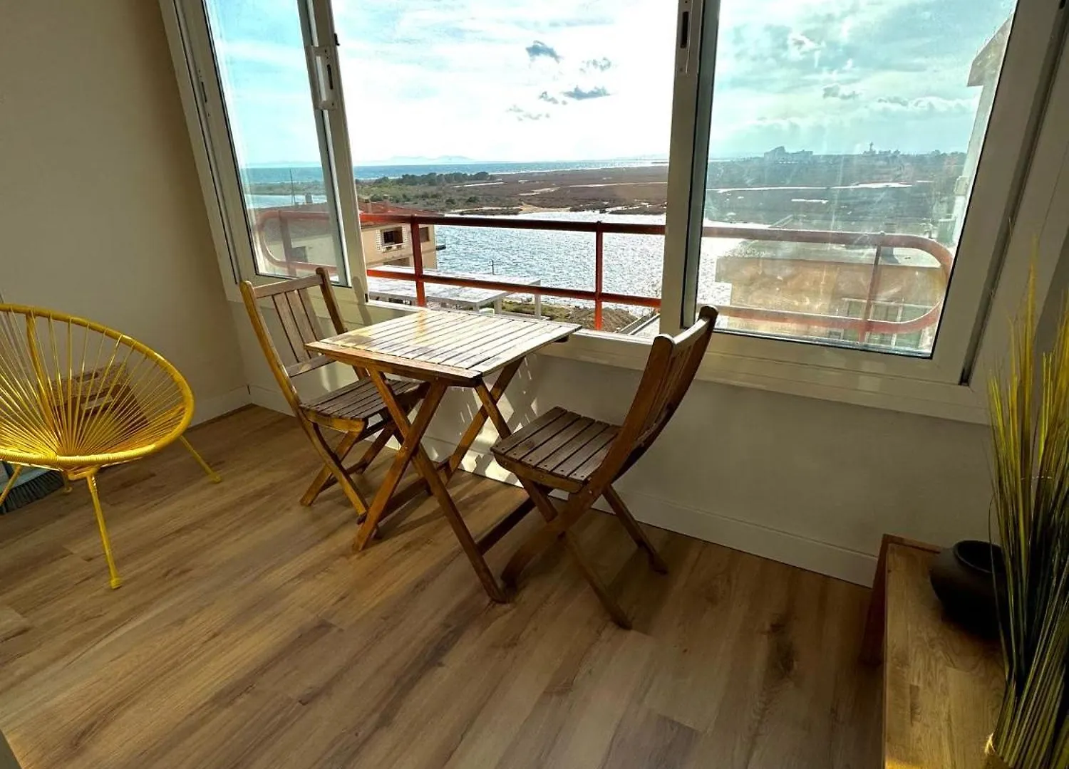 Studio Roses Vue Mer
